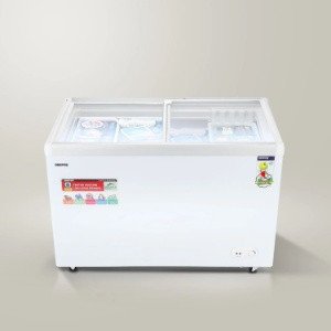 CHEST FREEZER