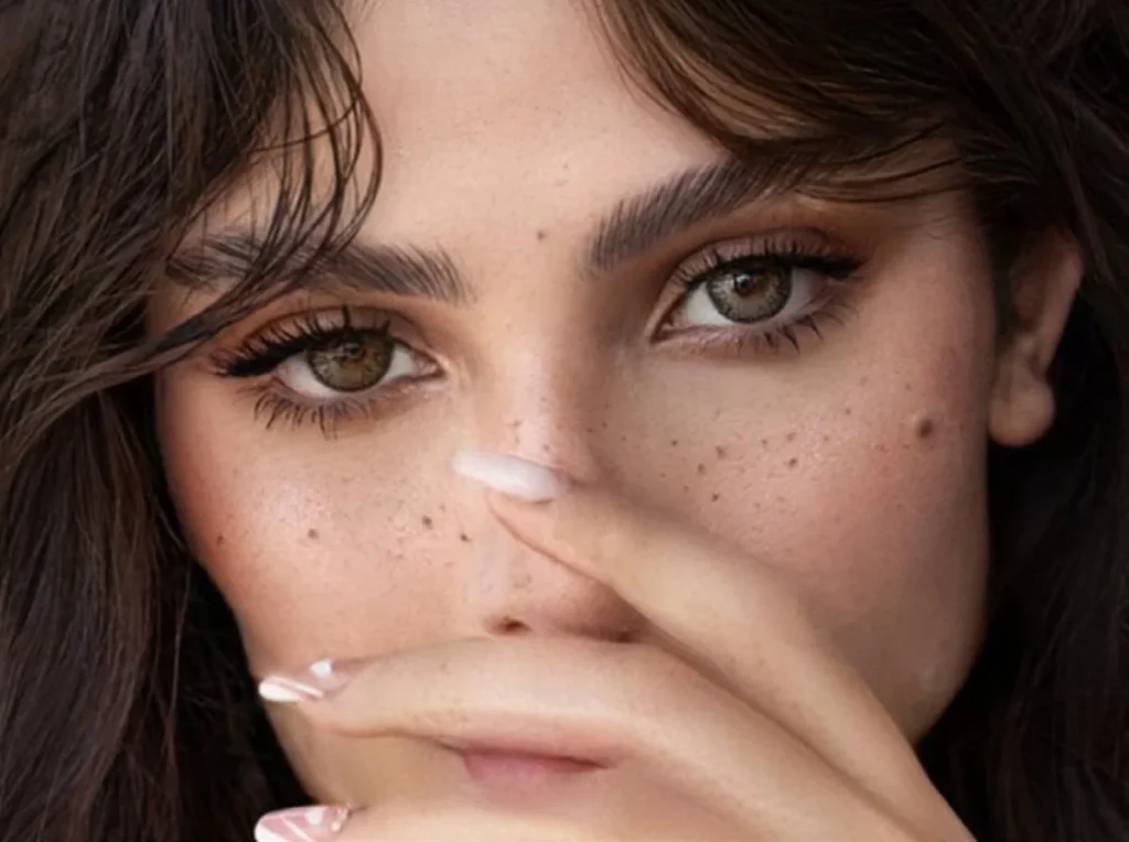 AMARA BARBIE BROWN PLANO