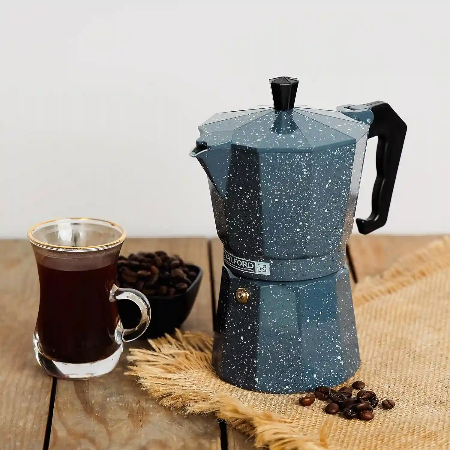 Aluminum coffee maker in 6 Cup1x24
