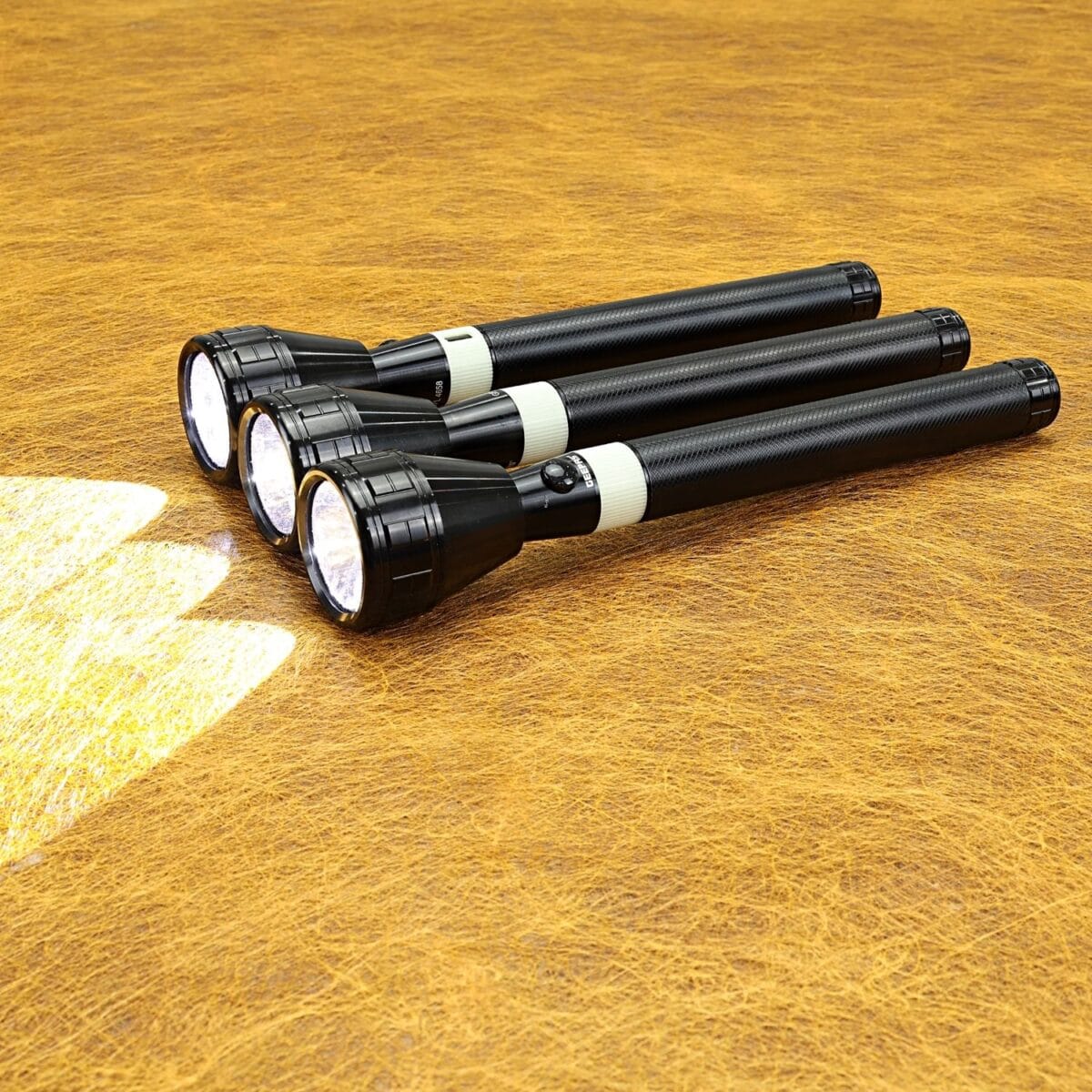 3in1 Rech Led F.light/4hrs cntswrkg 1x15