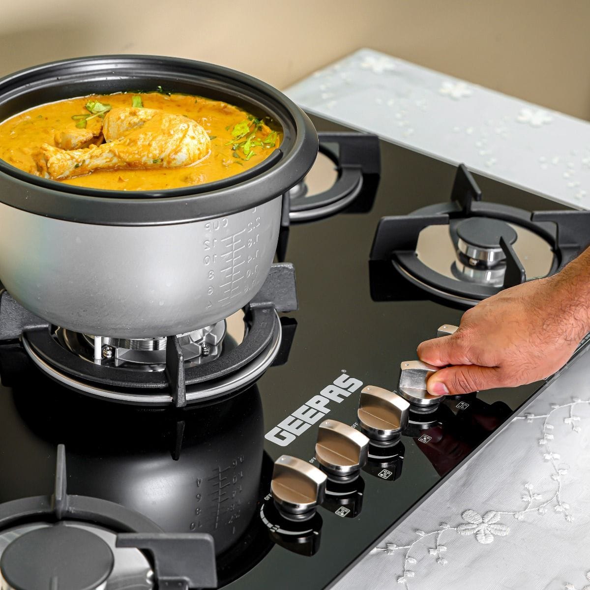 Gas Hob/5Burner/Tempred Glass 1X1