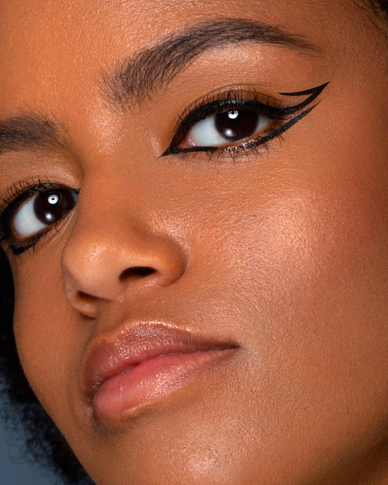 Astra Duoversity Eyeliner+Mascara - Shade - Black Mirror