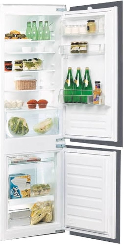 Fully Integrated Refrigerator, Net 247 ltrs/Manual D Frost, Mechanical Dim: H1770 x W540 x D545 mm MADE ITALY