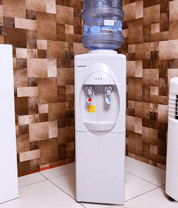 Hot&Cold Water Dispenser/Refrigerator1x1