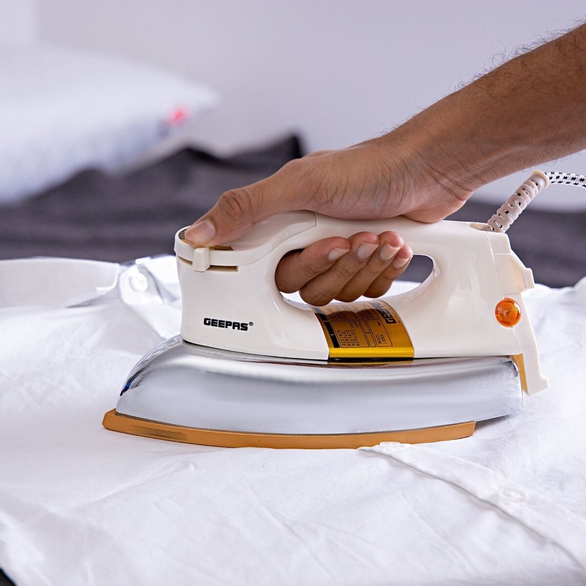 Dry Iron/Golden Teflon/2.5kg 1200W 1x6
