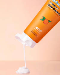 Dearboo Brightening Vita C Hyaluronic Foam Cleanser