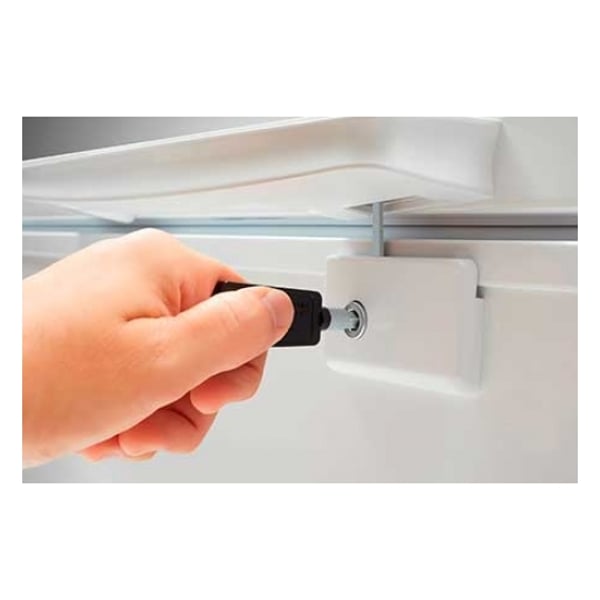 TOSHIBA CHEST FREEZER-290 LTR