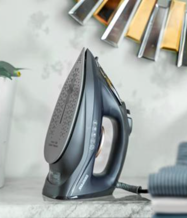 Steam Iron/S.S Sole Plated/2400W 1X10