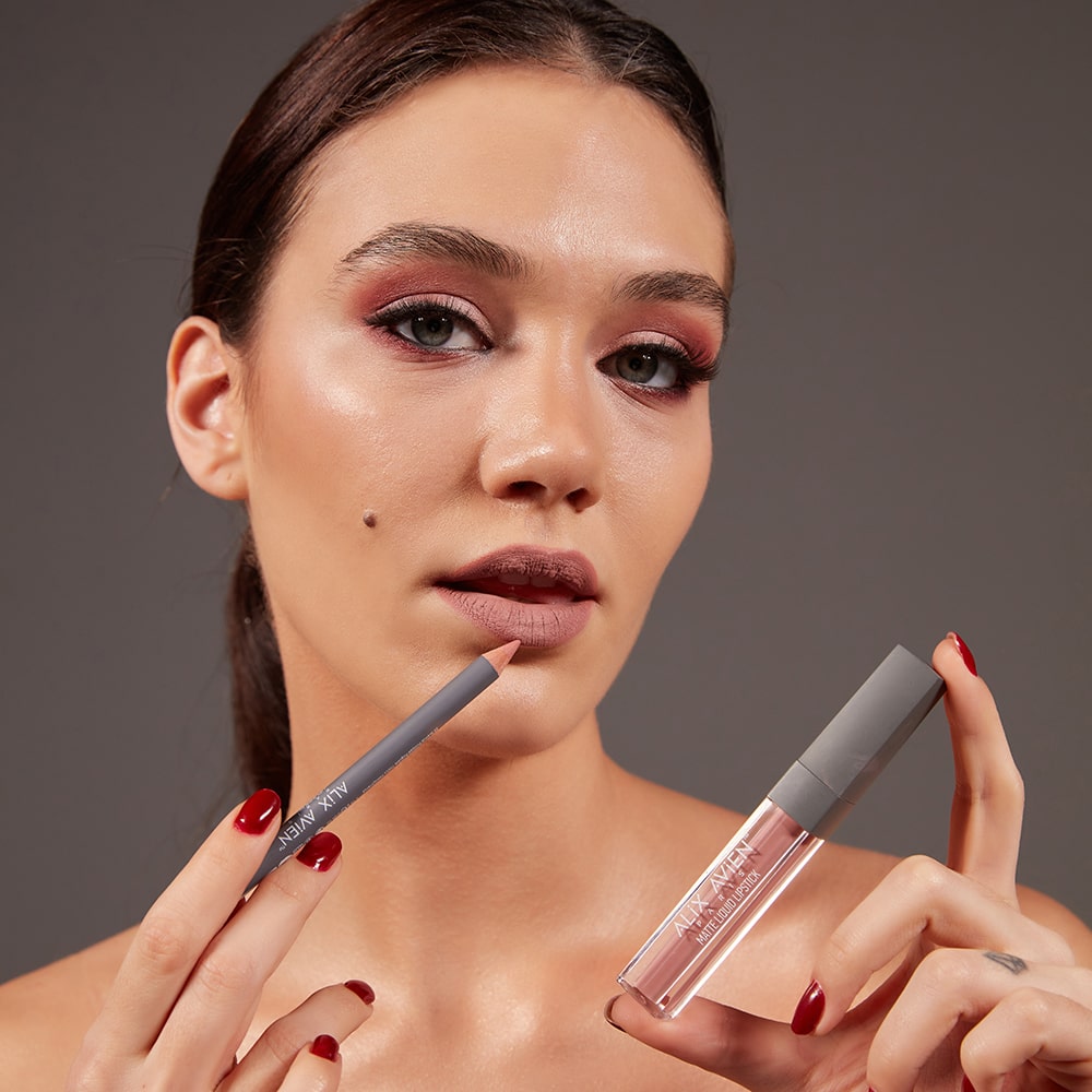 Alix Avien Lipliner Pencil - Shade - 03 Sheer Coral