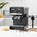 Geepas GCM41507 Cappuccino Maker - Image 2