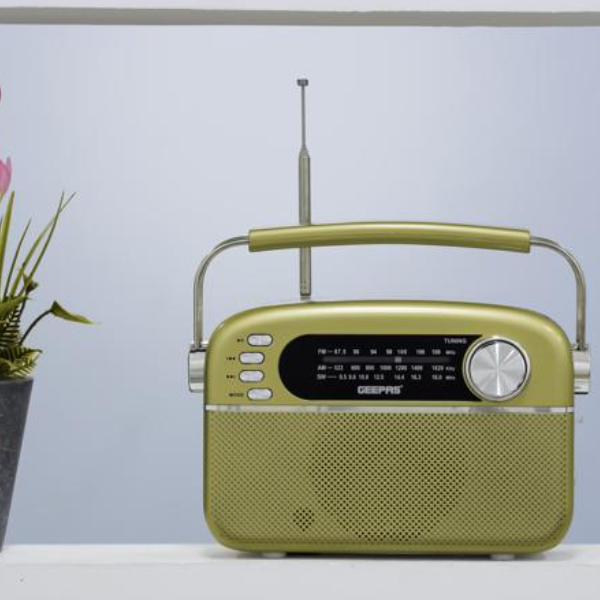Geepas Rechargeable Radio with Bluetooth,3-Band Radio