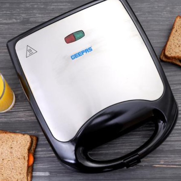 Geepas 1100W 4 Slice Sandwich Maker